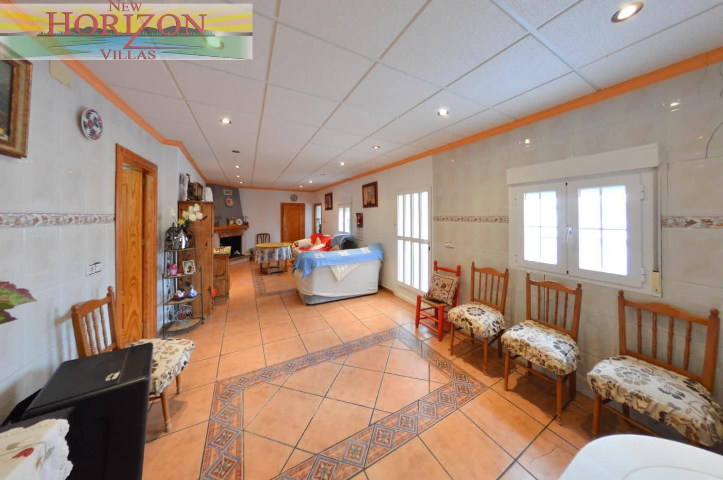 7 slaapkamer Villa te koop in Oria - € 130.000 (Ref: 10163577)