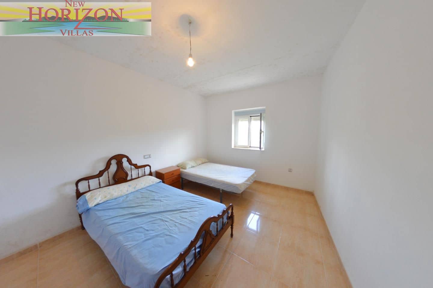 7 slaapkamer Villa te koop in Oria - € 130.000 (Ref: 10163577)