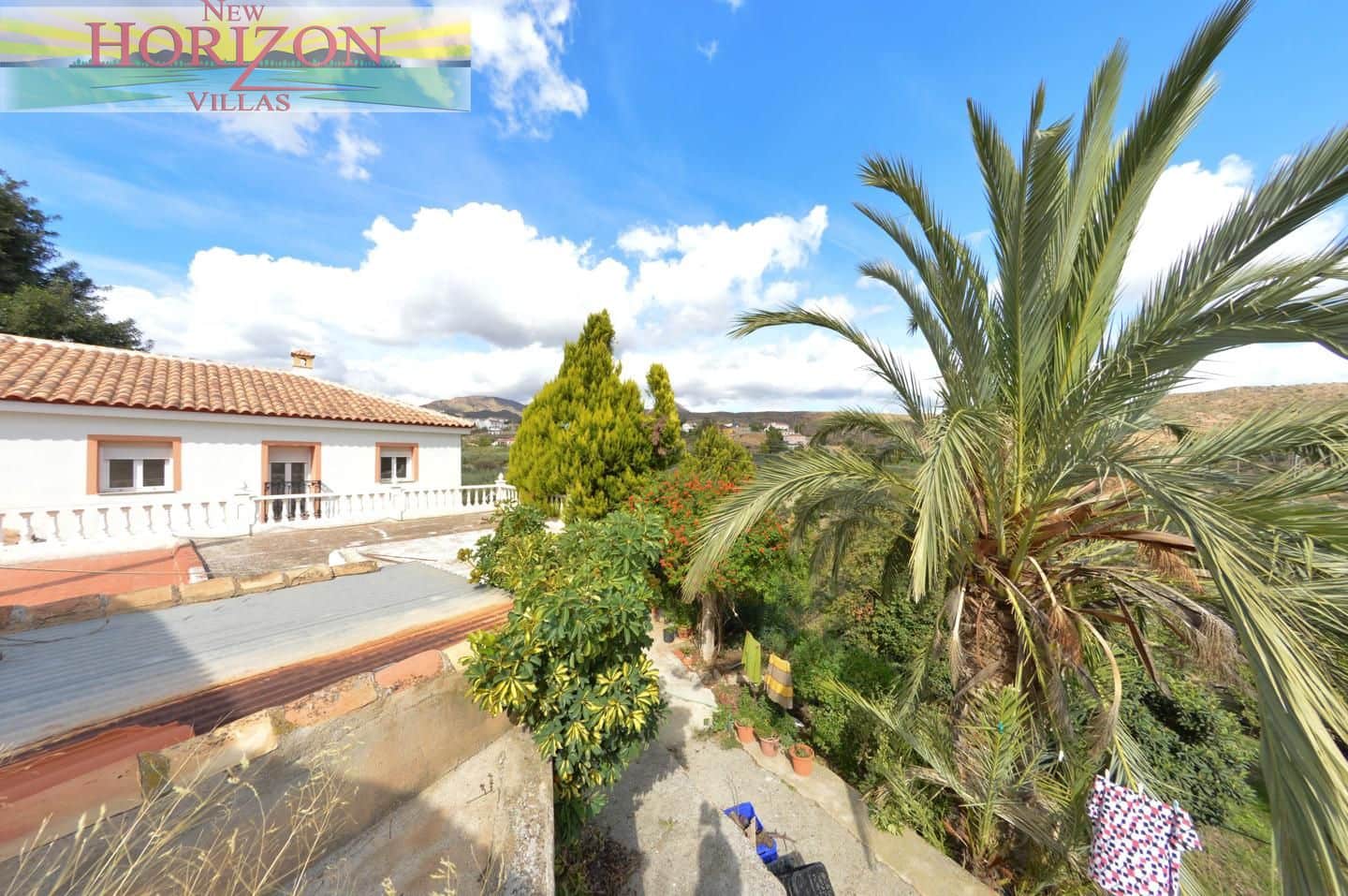 7 slaapkamer Villa te koop in Oria - € 130.000 (Ref: 10163577)
