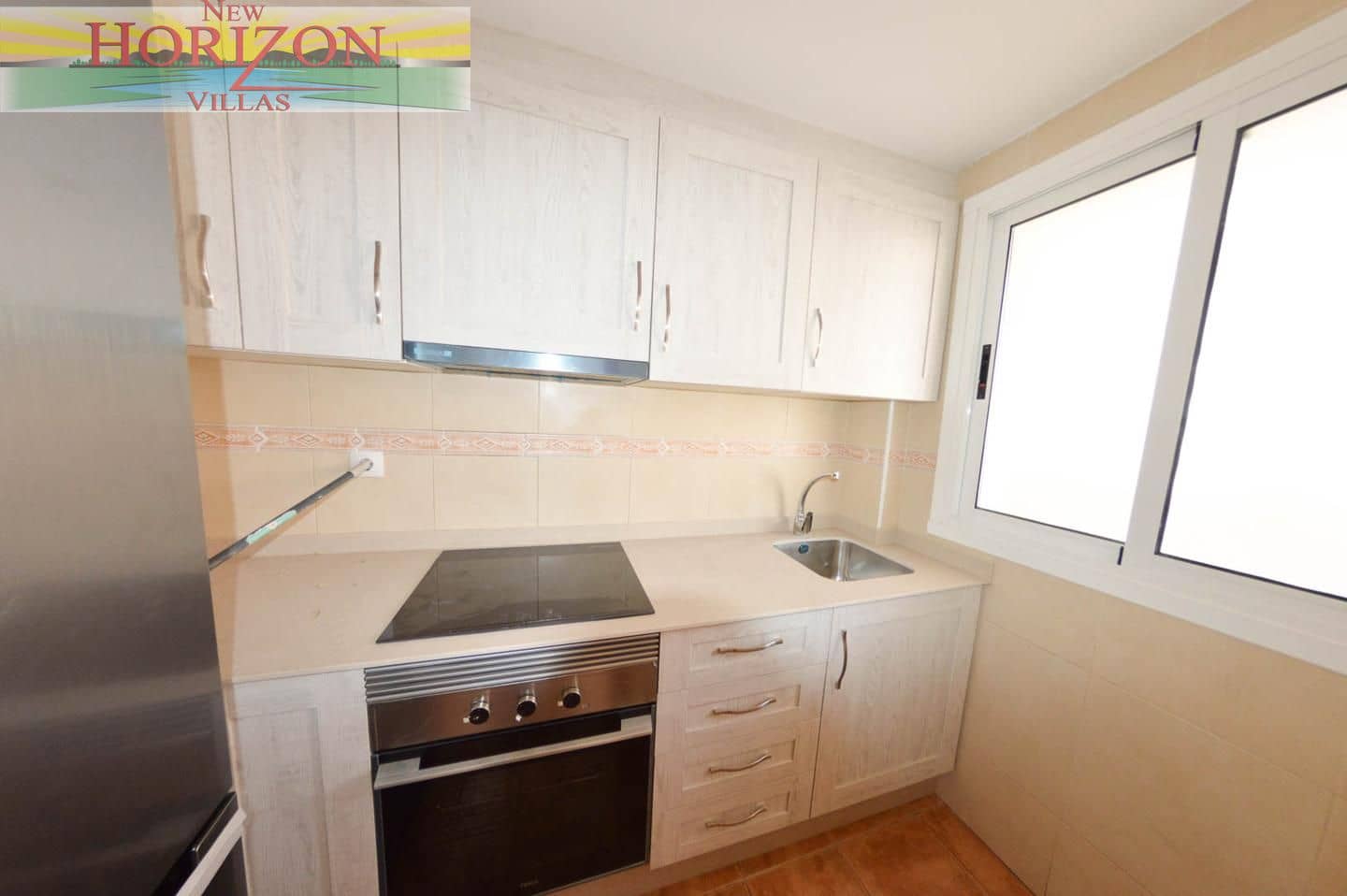 3 bedroom Flat for rent in Garrucha with garage - € 700 (Ref: 10165618)