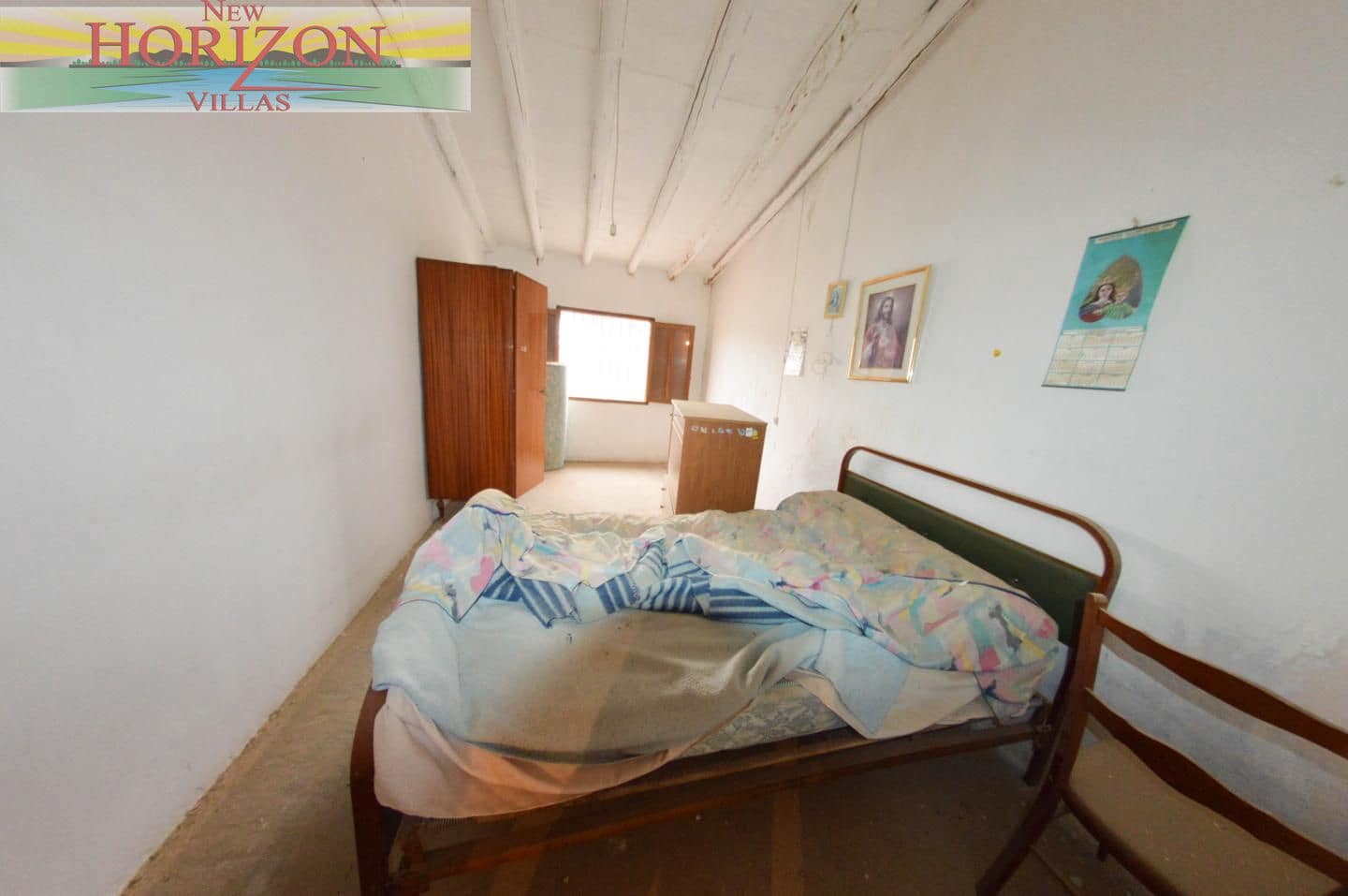 4 bedroom Villa for sale in Zurgena with garage - € 63,000 (Ref: 10169078)