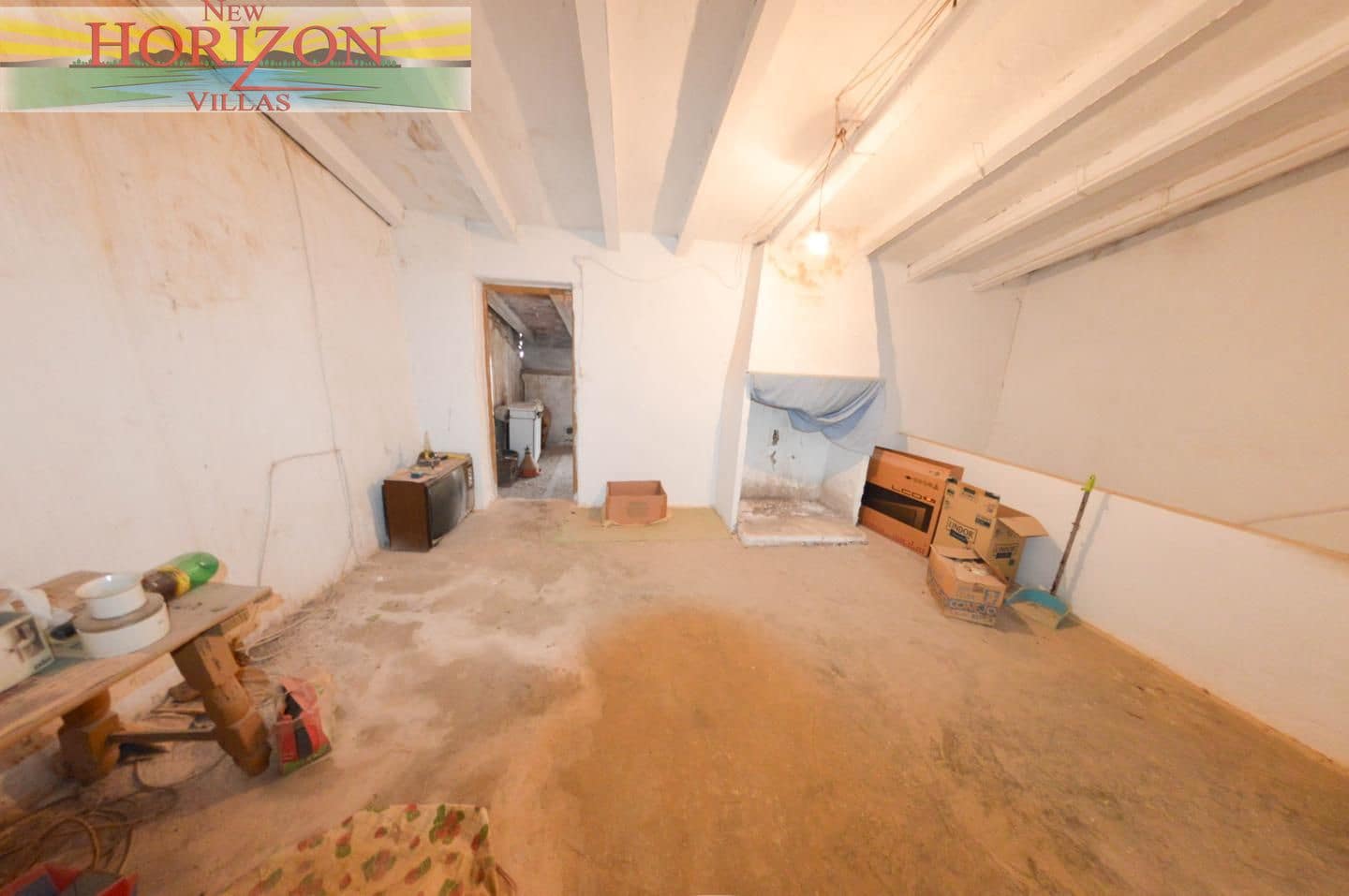4 bedroom Villa for sale in Zurgena with garage - € 63,000 (Ref: 10169078)