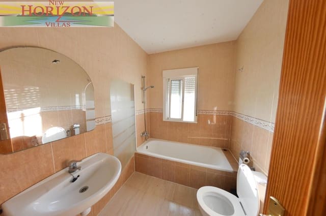 2 soverom Villa til leie i Cantoria - € 650 (Ref: 10183754)