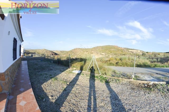 2 soverom Villa til leie i Cantoria - € 650 (Ref: 10183754)