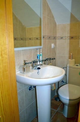 2 soveværelse Villa til leje i Zurgena med swimmingpool - € 570 (Ref: 3910524)