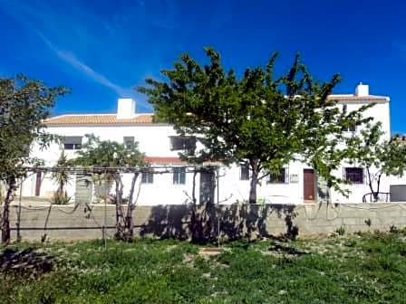 13 bedroom Finca/Country House for rent in Vélez-Rubio with pool garage - € 1,000 (Ref: 3956420)