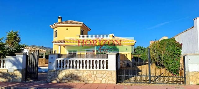 4 bedroom Villa for rent in Arboleas with pool garage - € 750 (Ref: 4160200)