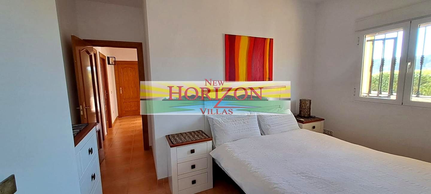 4 bedroom Villa for rent in Arboleas with pool garage - € 750 (Ref: 4160200)