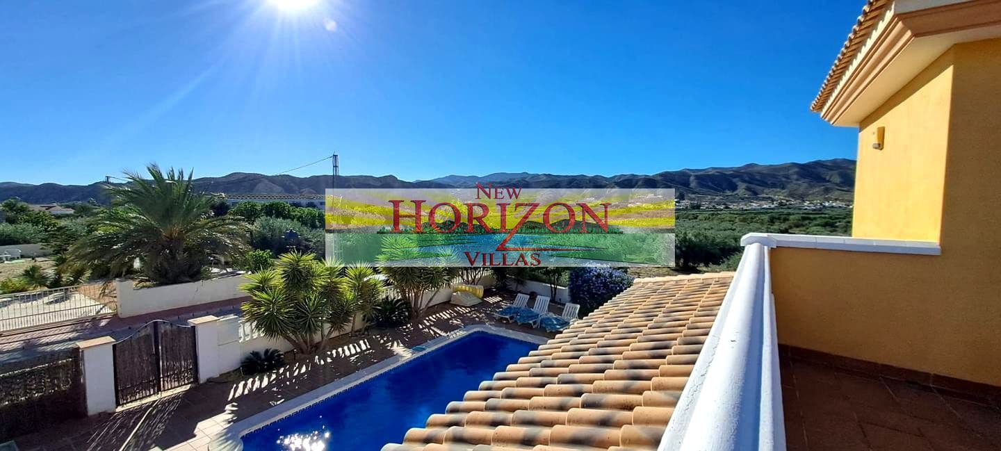 4 bedroom Villa for rent in Arboleas with pool garage - € 750 (Ref: 4160200)