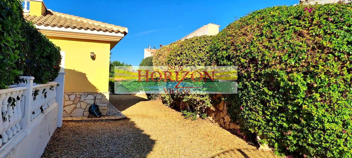 4 bedroom Villa for rent in Arboleas with pool garage - € 750 (Ref: 4160200)