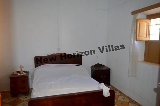 4 slaapkamer Finca/Landhuis te koop in Arboleas - € 36.000 (Ref: 4340633)