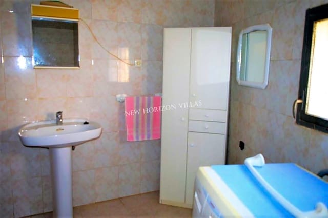 2 bedroom Villa for sale in Arboleas with garage - € 85,000 (Ref: 4539228)