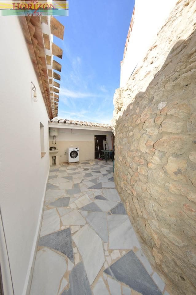 Villa/Maison de 2 chambres à louer à Albox - 500 € (Ref: 4582603)