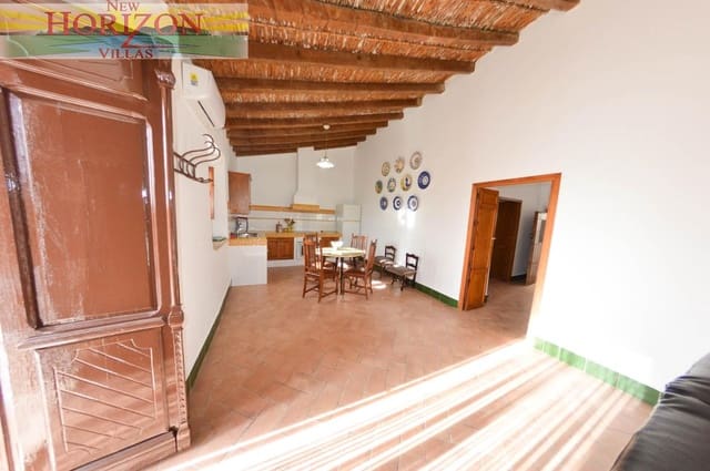 Villa/Maison de 2 chambres à louer à Albox - 500 € (Ref: 4582603)