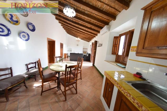 Villa/Maison de 2 chambres à louer à Albox - 500 € (Ref: 4582603)
