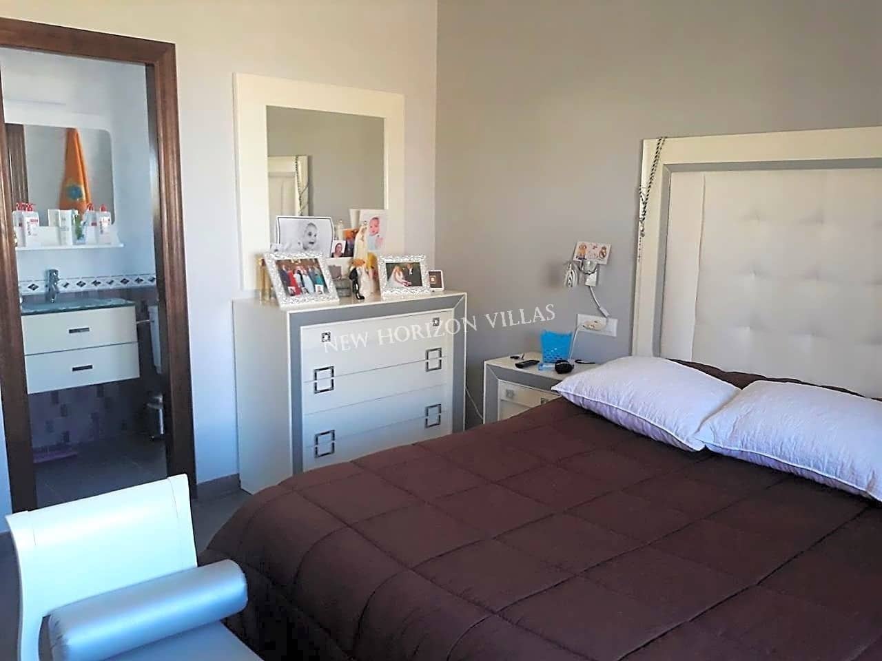 4 soveværelse Villa til salg i Huercal-Overa med swimmingpool garage - € 299.000 (Ref: 4625522)