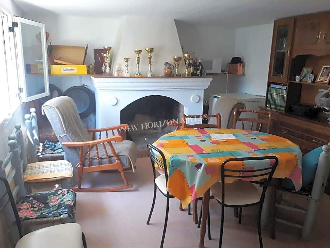 4 soveværelse Villa til salg i Huercal-Overa med swimmingpool garage - € 299.000 (Ref: 4625522)