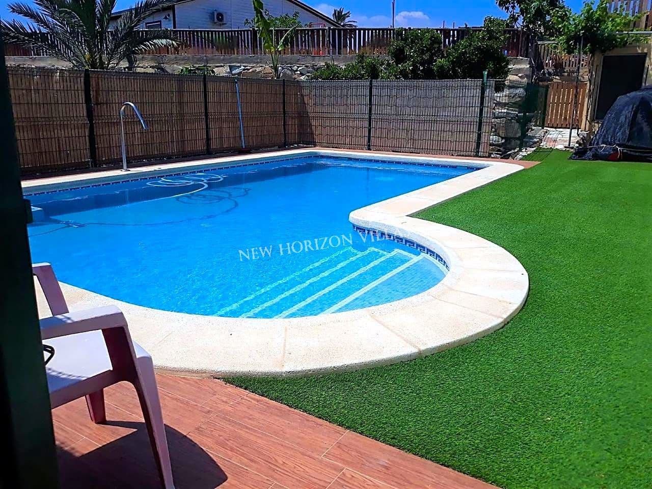 4 soveværelse Villa til salg i Huercal-Overa med swimmingpool garage - € 299.000 (Ref: 4625522)