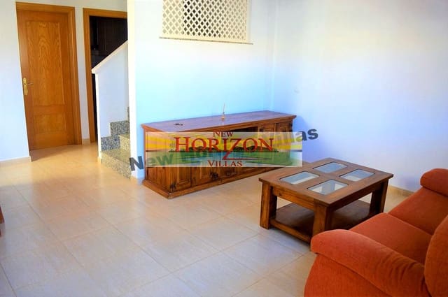 3 bedroom Villa for rent in Zurgena with pool garage - € 500 (Ref: 4714844)