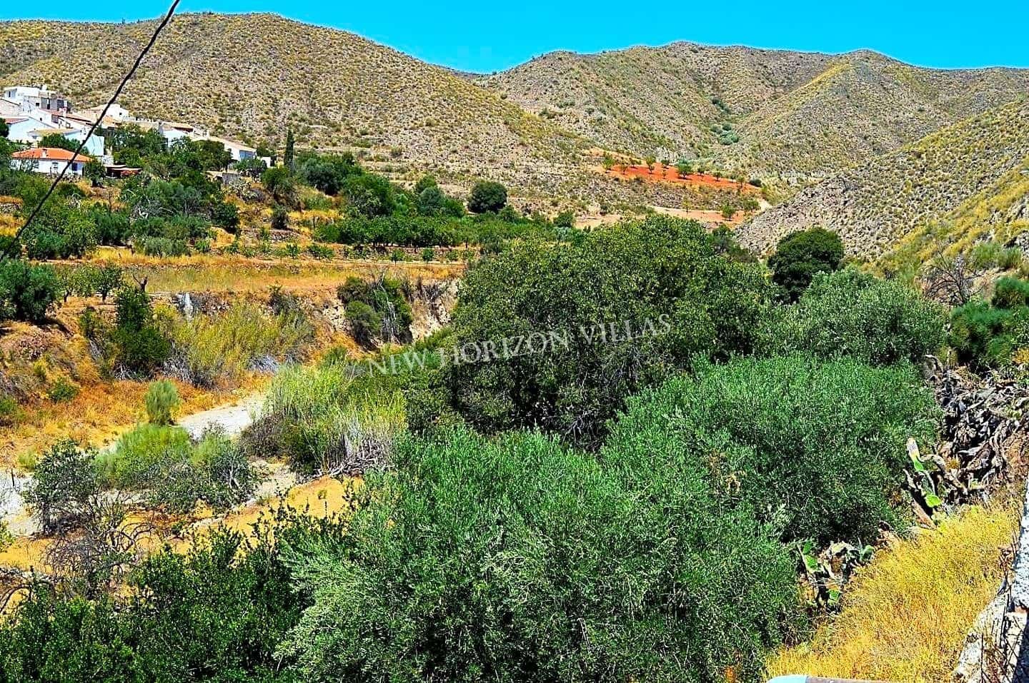 5 soveværelse Villa til salg i Cantoria med garage - € 89.990 (Ref: 4737178)