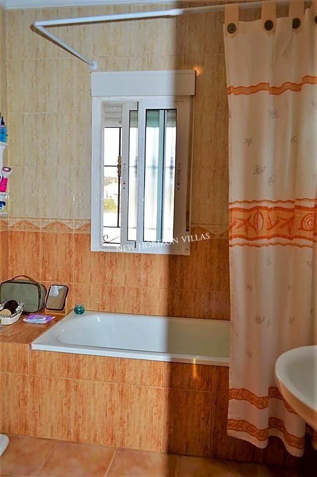 3 quarto Moradia para arrendar em Zurgena com piscina garagem - 700 € (Ref: 4812978)