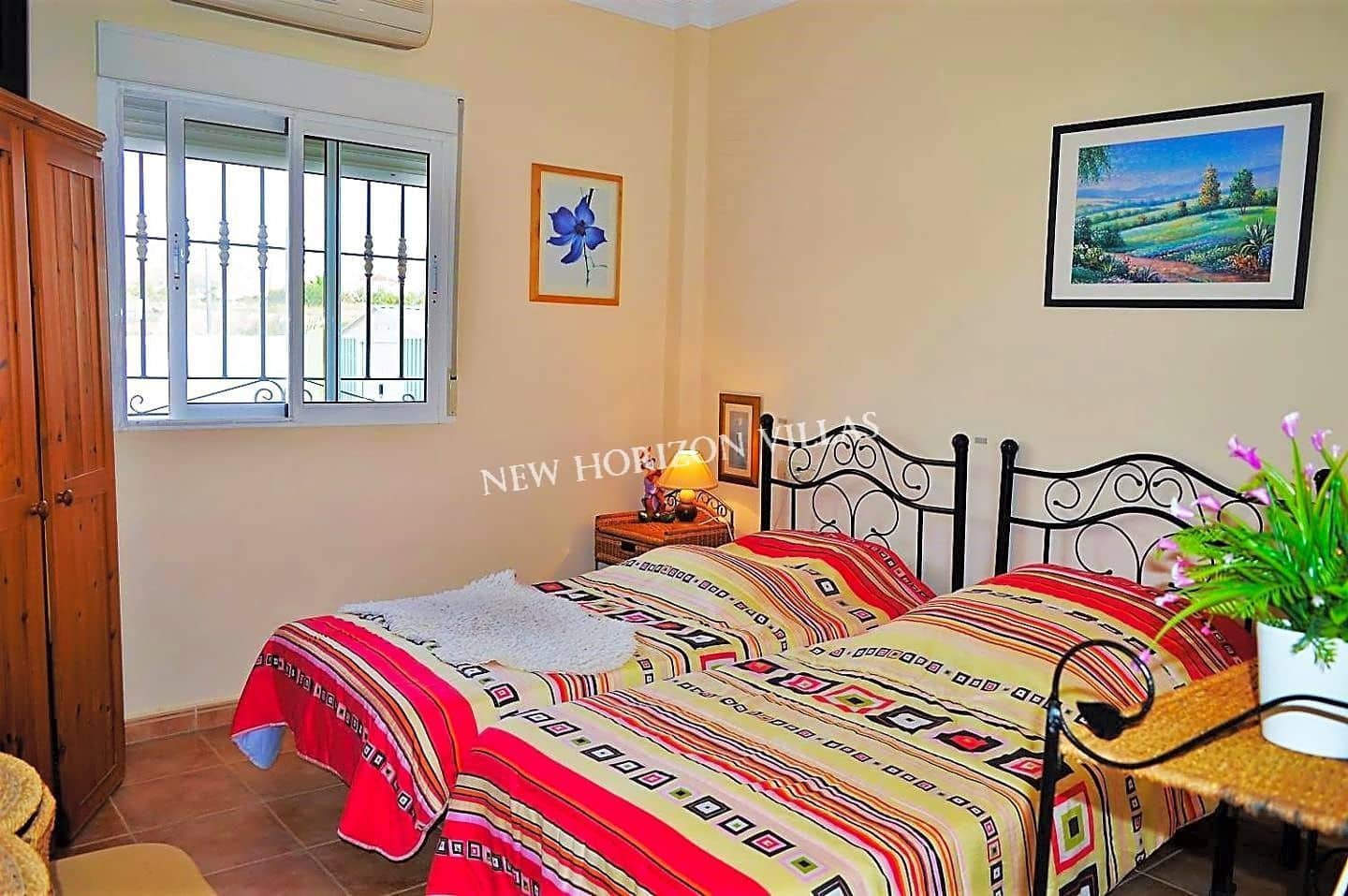 3 quarto Moradia para arrendar em Zurgena com piscina garagem - 700 € (Ref: 4812978)