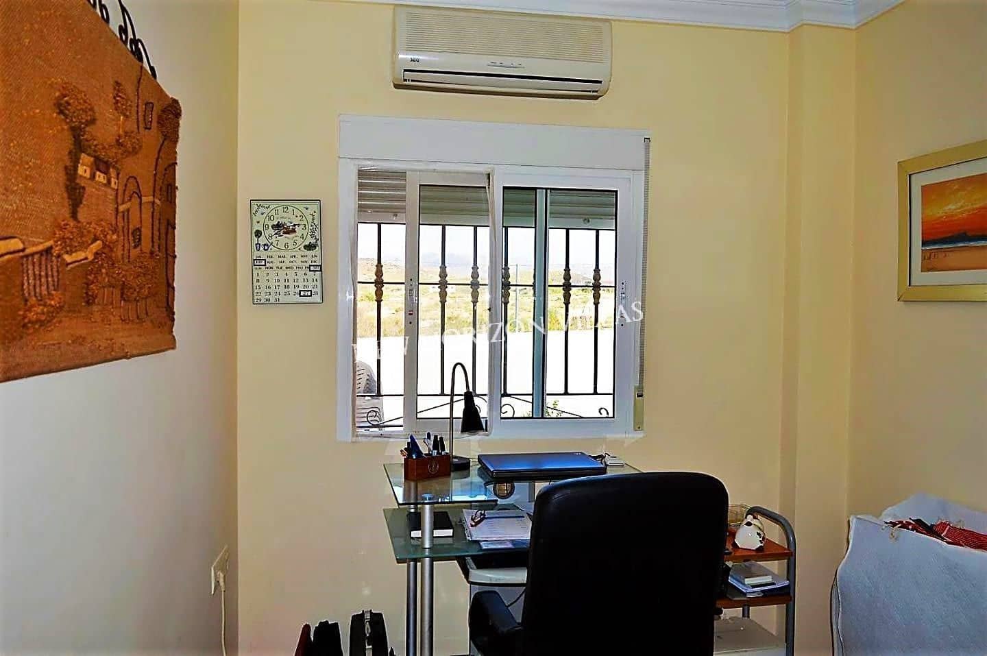 3 quarto Moradia para arrendar em Zurgena com piscina garagem - 700 € (Ref: 4812978)
