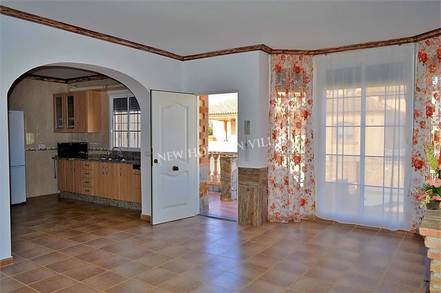 3 soverom Villa til leie i La Alfoquia - € 600 (Ref: 4826014)