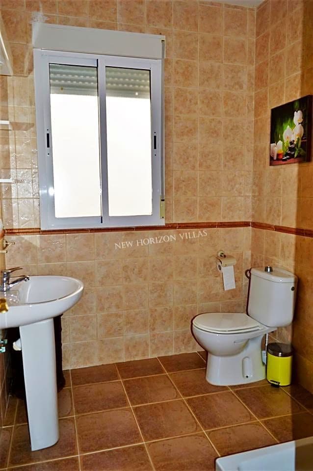 3 soverom Villa til leie i La Alfoquia - € 600 (Ref: 4826014)