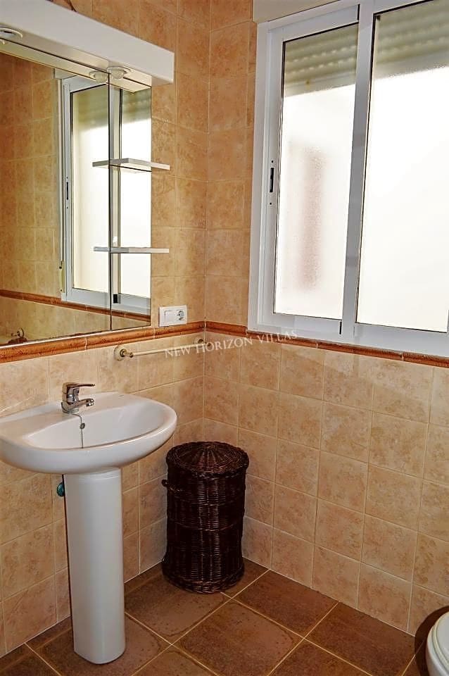 3 soverom Villa til leie i La Alfoquia - € 600 (Ref: 4826014)