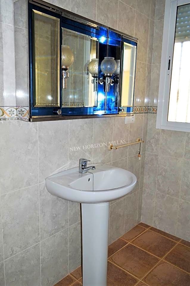 3 soverom Villa til leie i La Alfoquia - € 600 (Ref: 4826014)