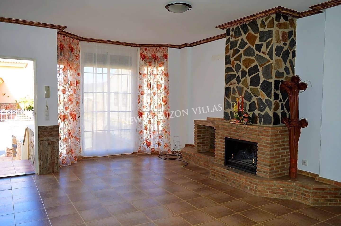 3 soverom Villa til leie i La Alfoquia - € 600 (Ref: 4826014)