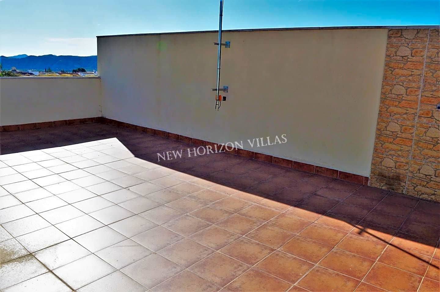 3 soverom Villa til leie i La Alfoquia - € 600 (Ref: 4826014)