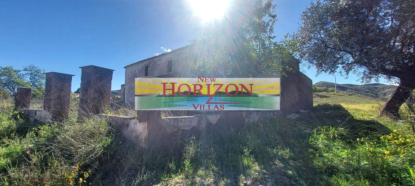 6 soveværelse Finca/Landehus til salg i Arboleas med garage - € 68.900 (Ref: 4958893)