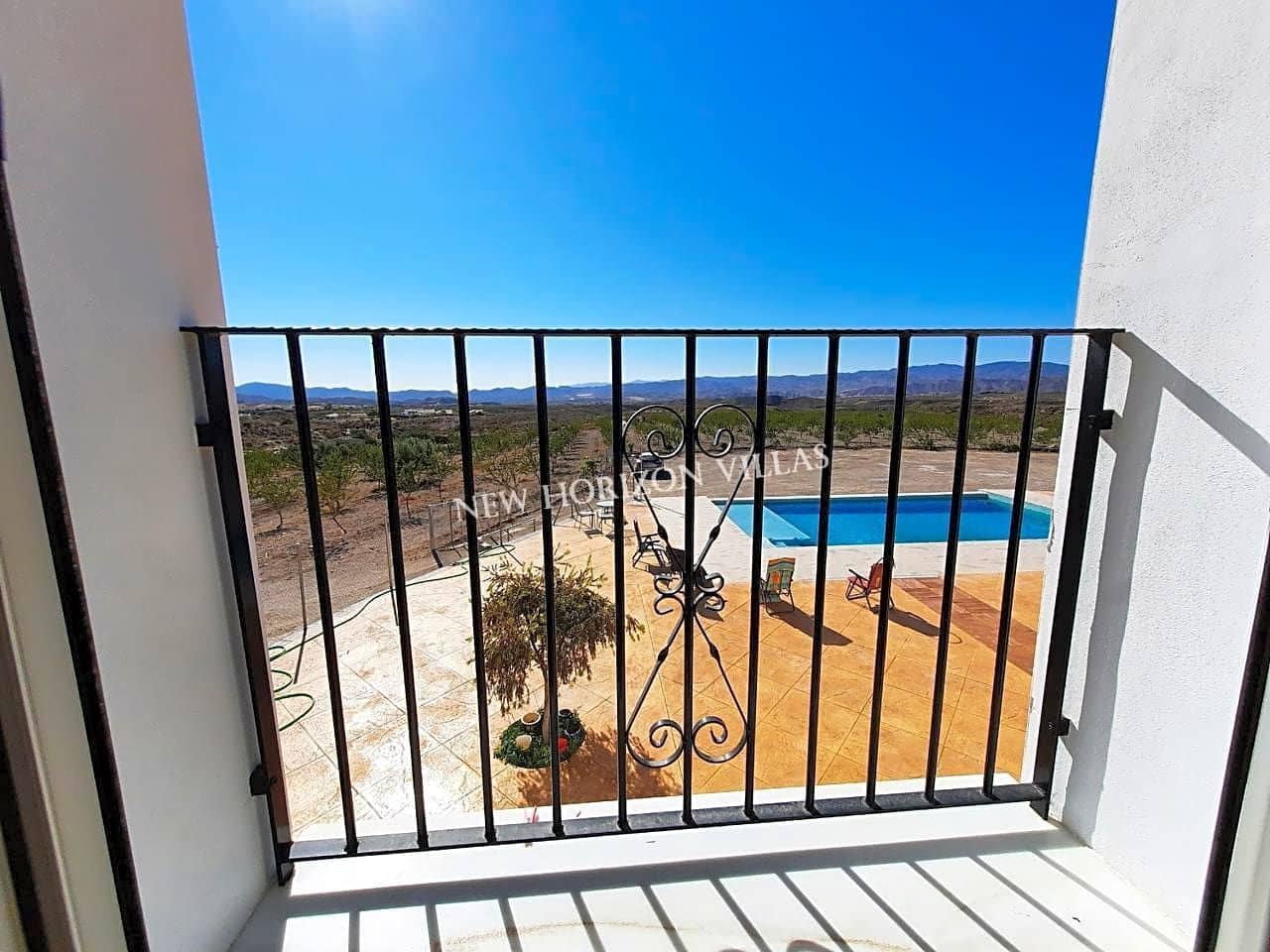 Chalet de 12 habitaciones en Zurgena en alquiler con piscina garaje - 1.400 € (Ref: 5169522)