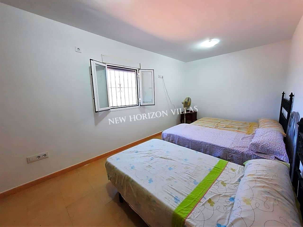 Chalet de 12 habitaciones en Zurgena en alquiler con piscina garaje - 1.400 € (Ref: 5169522)