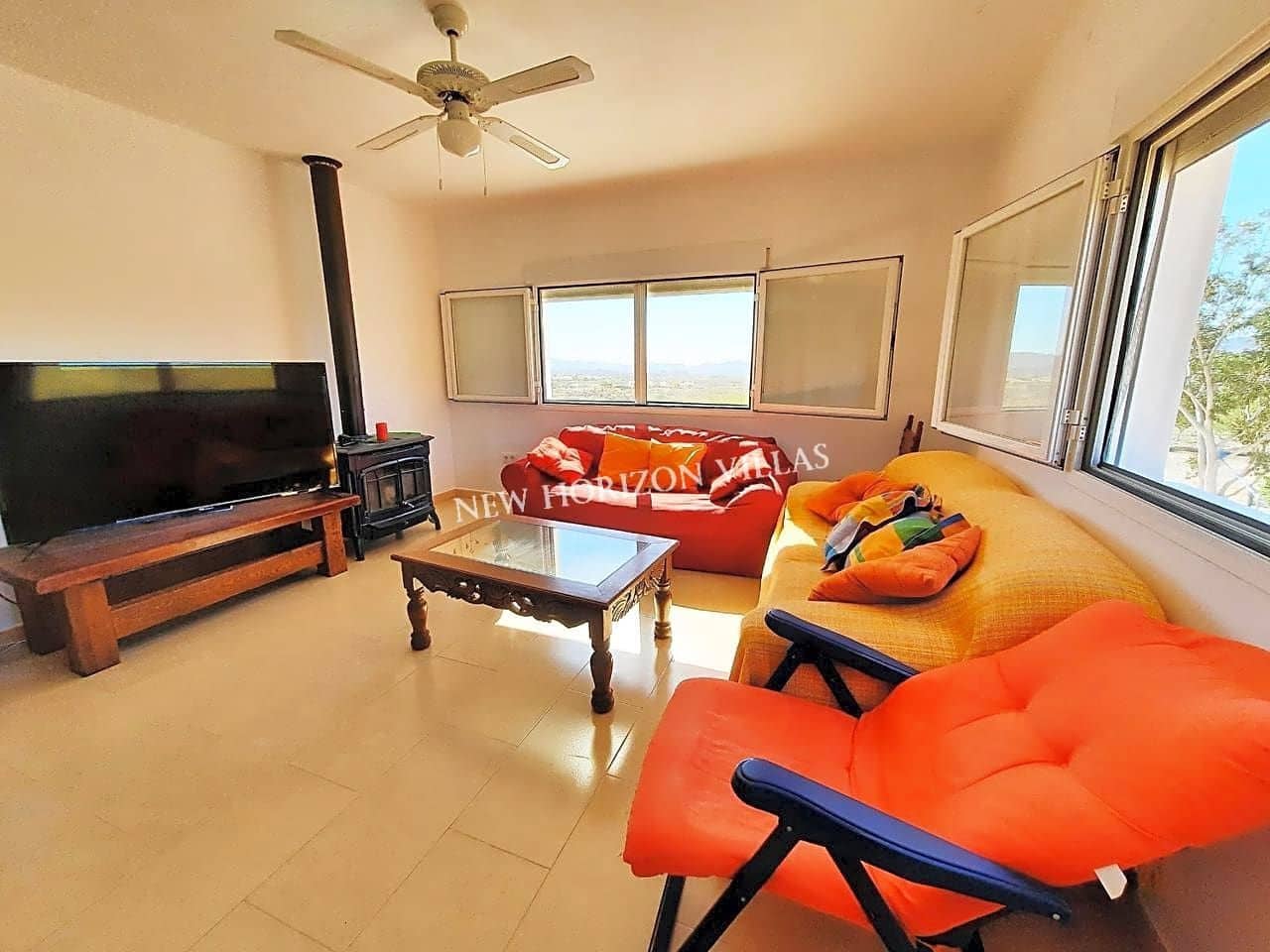 Chalet de 12 habitaciones en Zurgena en alquiler con piscina garaje - 1.400 € (Ref: 5169522)