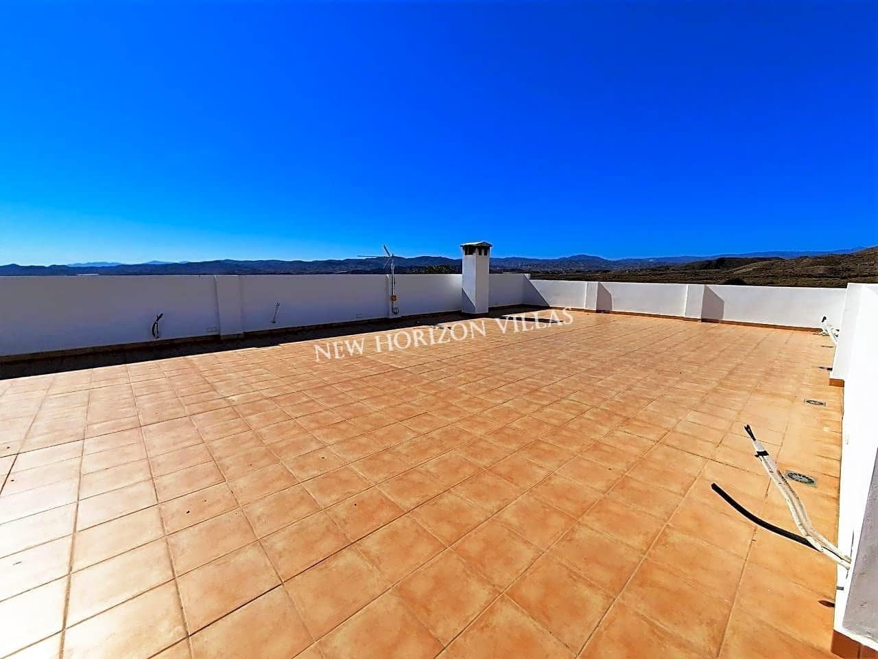 Chalet de 12 habitaciones en Zurgena en alquiler con piscina garaje - 1.400 € (Ref: 5169522)