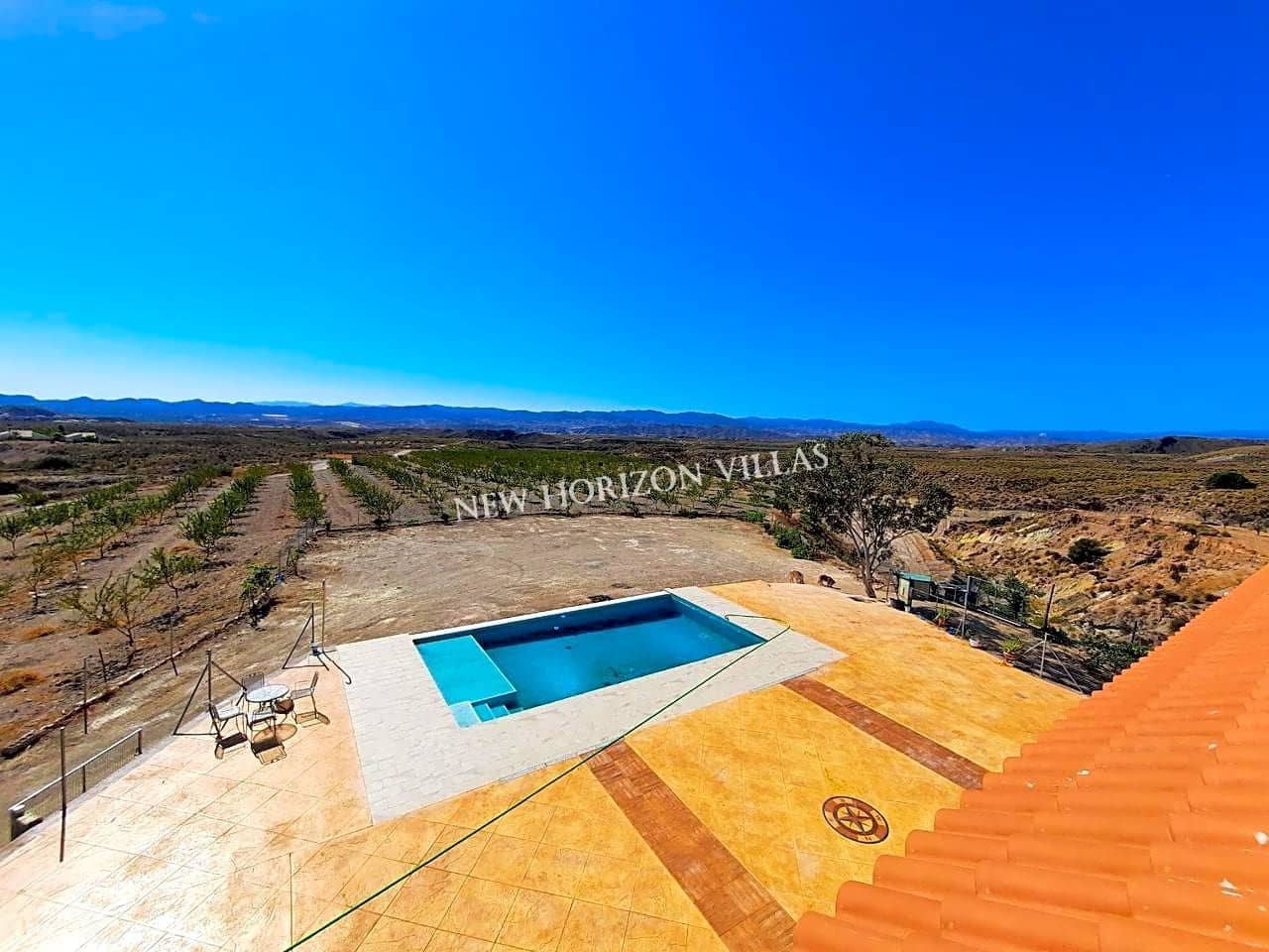 Chalet de 12 habitaciones en Zurgena en alquiler con piscina garaje - 1.400 € (Ref: 5169522)
