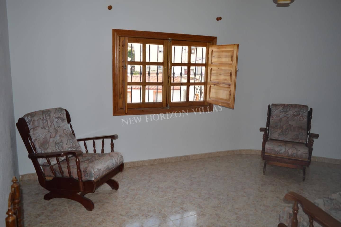 5 bedroom Villa for rent in Arboleas - € 395 (Ref: 5516220)