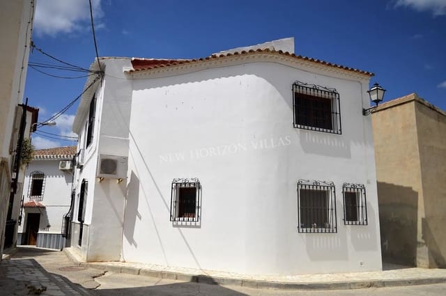 5 bedroom Villa for rent in Arboleas - € 395 (Ref: 5516220)