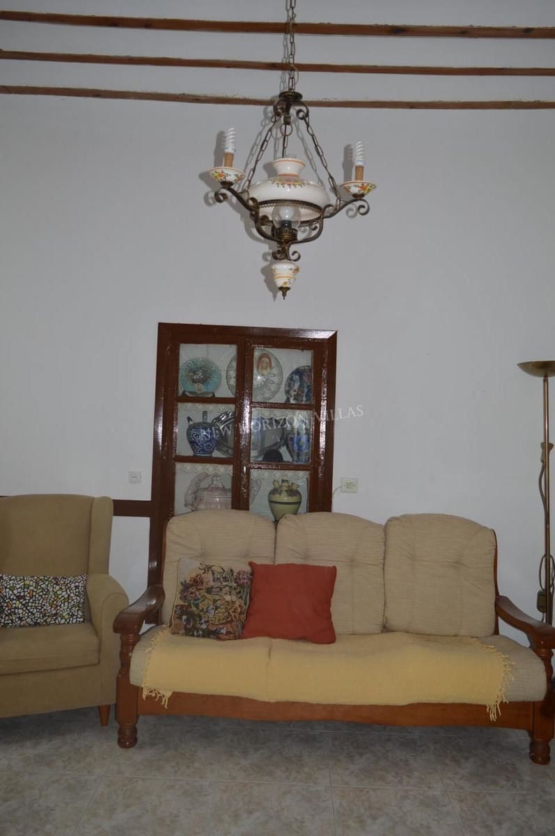 5 bedroom Villa for rent in Arboleas - € 395 (Ref: 5516220)