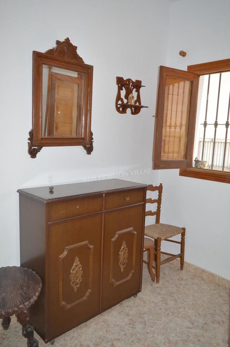 5 bedroom Villa for rent in Arboleas - € 395 (Ref: 5516220)