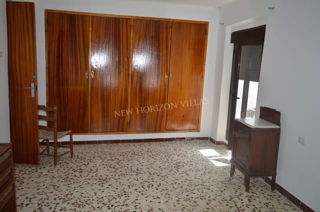 5 bedroom Villa for rent in Arboleas - € 395 (Ref: 5516220)