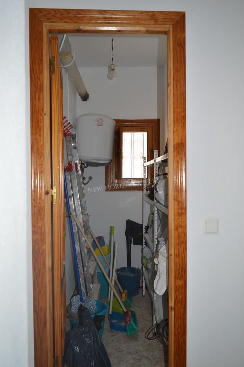 5 bedroom Villa for rent in Arboleas - € 395 (Ref: 5516220)