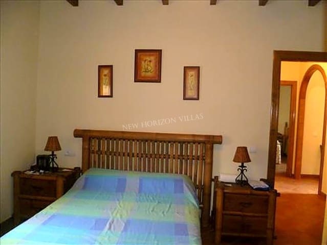 3 bedroom Villa for rent in Lubrín with pool garage - € 650 (Ref: 5516221)