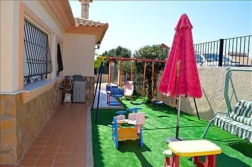 Chalet de 3 habitaciones en Los Carasoles en alquiler con piscina garaje - 750 € (Ref: 5523144)