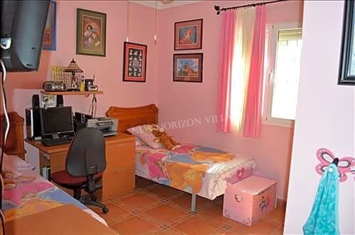 Chalet de 3 habitaciones en Los Carasoles en alquiler con piscina garaje - 750 € (Ref: 5523144)