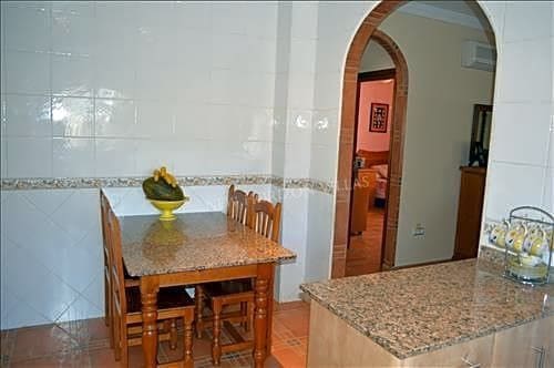 Chalet de 3 habitaciones en Los Carasoles, Zurgena en alquiler con piscina garaje - 750 € (Ref: 5523144)