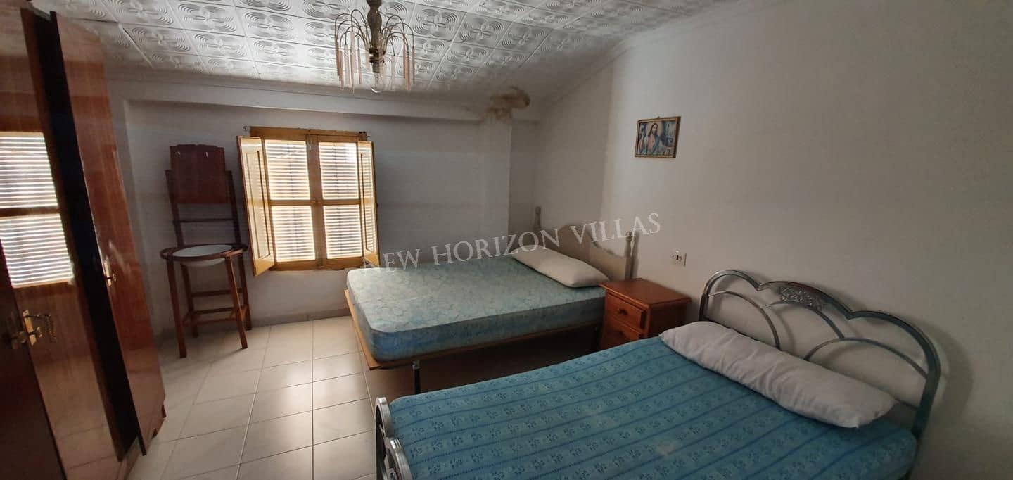 3 makuuhuone Maalaistalo vuokrattavana paikassa Oria - 390 € (Ref: 5823246)